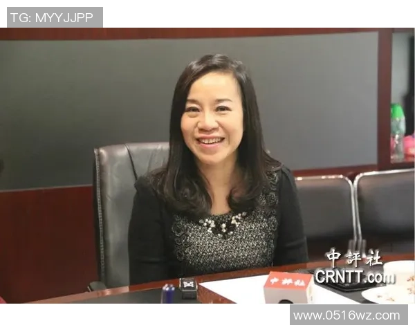 黄娜专访:从新手到职业选手的英雄联盟成长之路回顾与展望 黄娜专访:从新手到职业选手的英雄联盟成长之路回顾与展望